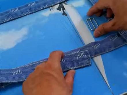 爱美女孩的福音!牛仔背带环扣的穿法