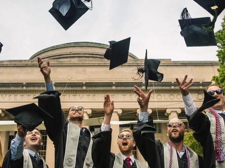 同学,人类的未来就交到你手里了 麻省理工!#MIT #看世界 #世界名校 #麻省理工 #美国留学