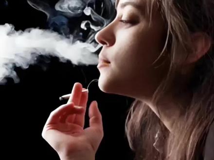 长期吸烟的危害有多大#科普 #冷知识 #吸烟