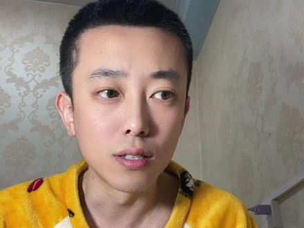 金价银价又下来了。 金还是相对稳,银还是没到时候我不碰。#黄金 #白银 #原油 #ETF