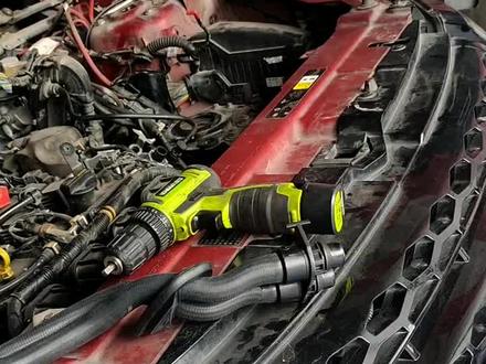 路虎更换暖水箱水箱,你学会了吗?