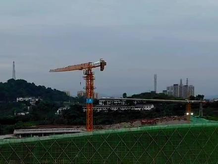 投资十五亿的高规格高标准的体育中心将迎来明年重庆第七届运动会的召开。#城市建设 #航拍 #重庆市第七届运动会
