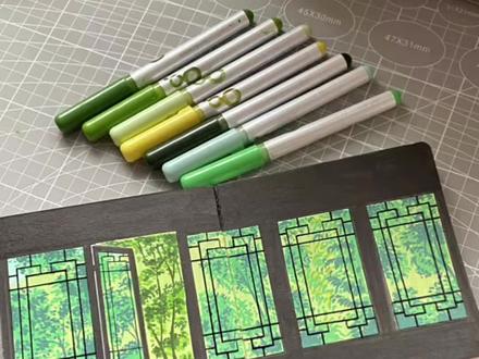 挑战丙烯马克笔画窗景图 #跟着抖音学画画 #丙烯马克笔 #翻翻乐#绘画过程分享 #画画日常记录
素材来源@小豆爱画画