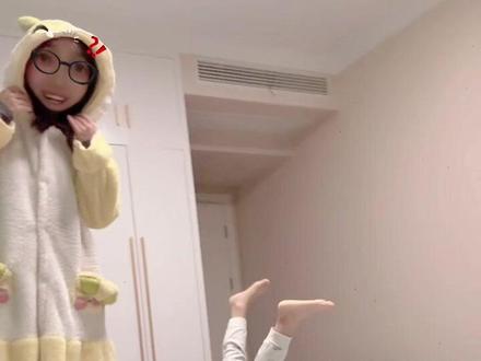 #左脚画圈右脚踢 我以为他会哭,结果他玩的挺开心的🥳#人类幼崽