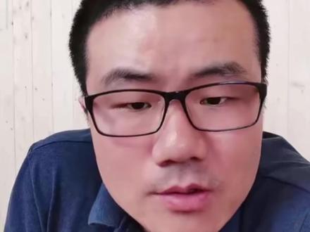 开卷考试,雨说杜兰特和詹姆斯谁脚更臭#徐静雨 #詹姆斯 #杜兰特 #脚臭