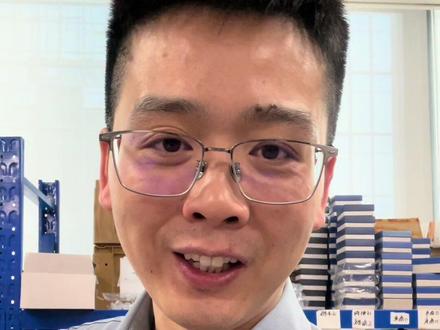 银币传递,金小福接你们白银下车#白银#贵金属#银币#收藏#钱币 长期需要银币