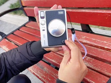 相纸安装流程都一样,EVO装入相纸后,会自动弹出遮光板,所以后盖就不可以再次打开#富士拍立得 #sq20 #mini40 #西安 #minievo #相机 #sq1 #mini9 #mini11 #miniliplay #电子产品 #minievo主机 #mini7 #wide300