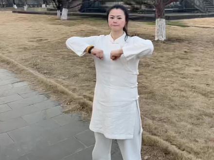 女生一定要:多运动少生气,身体通畅让你全身轻松#乳腺散结操 #居家锻炼 #古法健身