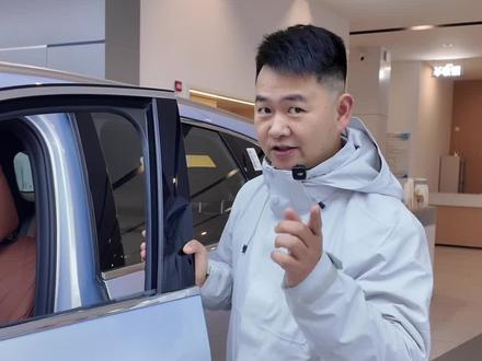 老曹带你看一下!第五代瑞虎8的内饰细节!#奇瑞双12年末狂欢购 #奇瑞老带新再享豪礼 #奇瑞老带新 #免息 #奇瑞免息