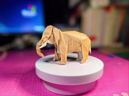 神谷哲史亚洲象折纸教程,推荐二十厘米纸折叠。#折纸 #手工 #大象 #折纸教程 #亲子手工