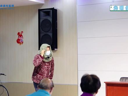 赫本就医,你没见过这么年轻的老太太#商丘尖峰眼科医院 #医院 #护士懂护士 #情景剧 #精神状态良好