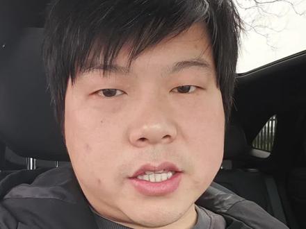 NFC解锁车机会自动换账号,大家有注意到吗?
主驾换人,识别到人脸之后也会自动切换
感觉这个配套座椅记忆和迎宾是最有用的,可惜咱们老款没有🫤。#比亚迪 #海狮06 #座椅记忆 #座椅迎宾