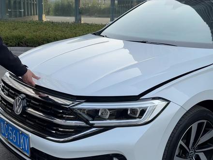 前机盖没有液压杆,打开特别费劲还不方便,可以自己安装一对液压杆,原车孔位无损安装很简单,安装后打开机盖很轻松#机舱盖液压杆 #前机盖液压杆 #大众 #汽车好物 #引擎盖液压杆