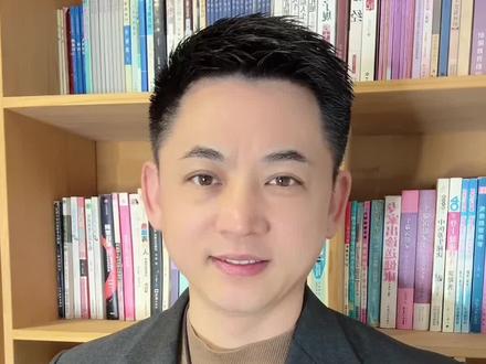 除夕扔旧鞋,穷气全走开 #除夕
#大年二十九
#民间习俗
#传统文化
#大年哥
@DOU+上热门
@DOU+小助手
@抖音创作小助手
除夕扔旧鞋,穷气全走开