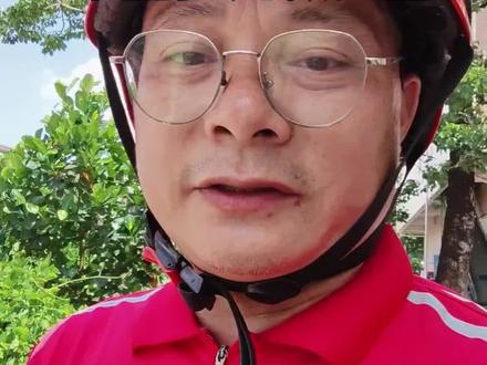 开始抽查头盔 抽查头盔不过外罚平台能出多几款头盔选择吗 这头盔有点重#外卖小哥 #京东外卖 #外卖日记 #马路观察家
