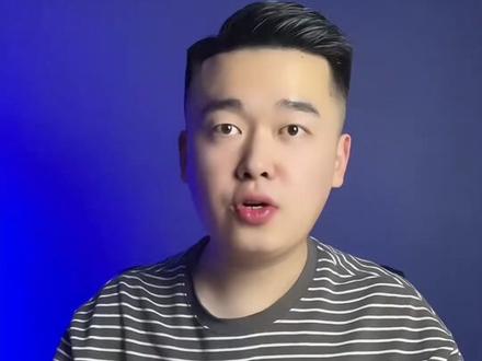 三星fold系列如何设置心系天下主题?#三星折叠手机 #心系天下 #数码科技 #手机技巧分享 @抖音小助手