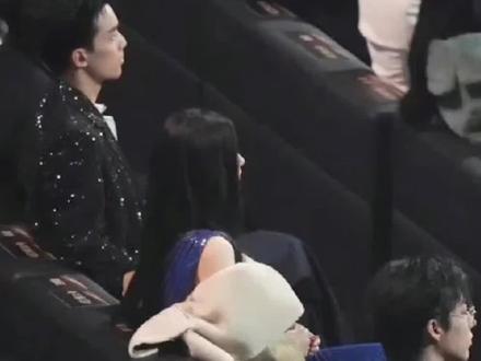 明星中间的关系实在太好玩了😂😂#明星 #名场面 #万万没想到 #搞笑#上热门