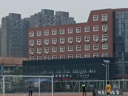 九中的邪门😂#足球⚽ #郑州校园足球