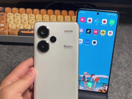 红米note13pro+和note12turbo这两款手机完全不需要纠结,想要性能平时玩游戏,就选择12turbo,想要更好的质感设计,喜欢拍照,就选择note13pro+,定位非常清晰。#数码科技 #红米