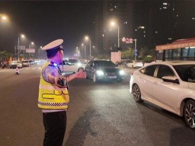 你安心游玩,我全力以赴