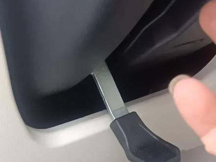 长安欧尚科尚改装定速巡航,多功能方向盘,欧尚科尚拆方向盘拆气囊#汽车改装升级 #科尚定速巡航 #欧尚科尚改装 长安欧尚科尚定速巡航加装,