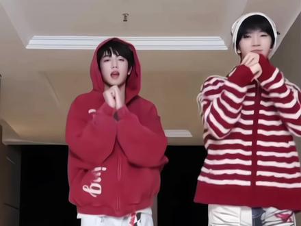 简直是前无古人后无来者🫣🫣#奇文 #left左嘉仪 #我cp秒了全世界 #创作者中心 #创作灵感 @抖音创作小助手 @DOU+小助手