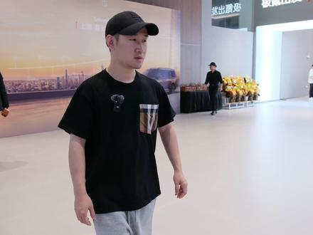 提焕新极氪009了!但他们让我“破了防”!!
#焕新极氪009 #塞车手kimi