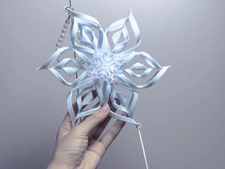 3D 立体感 雪花拼豆教程来啦!
久等啦各位公主们!
#拼豆 #立体感拼豆 #拼豆教程 #雪花拼豆 #雪花