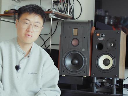 M300mk2 vs L52,三分频vs两分频,有源vs无源,一场不在同一系统的较量。你更喜欢谁的声音?
#惠威音响 #JBL #L52 #m300mkii #音响
