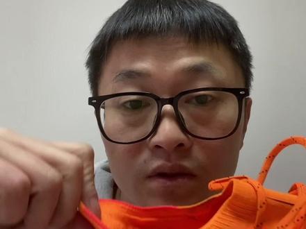 都是高性价比的实战好鞋,慢慢看
#足球鞋