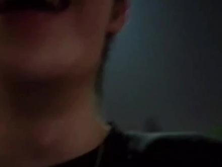“我只是喜欢嗑”“你给我滚” xxz私下没少被调侃吧我不行了,笑得这么开心啥意思#钎九 #钎城九尾 #直播切片 #cp #KPL运动会