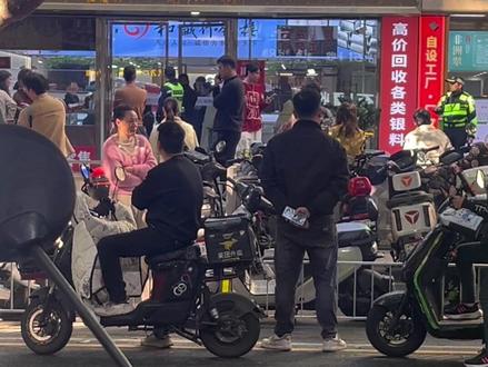 听说线上60吨,线下20吨#白银 #水贝爆雷