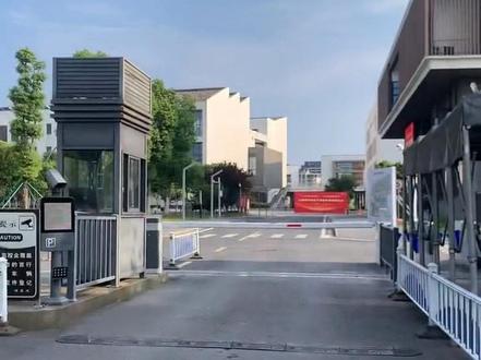 安徽省唯一艺术类本科——安徽艺术学院🎓学校建筑非常新,特别漂亮,宿舍楼和小区楼一样,保安大叔也特别的热情❤️#济源博远艺术 #播音主持 #安徽艺术学院 #安徽高校 #大学