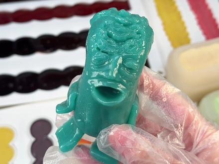 来拆我的嚼嚼糖了,水加太多糖都偏软啦 #嚼嚼糖 #嚼嚼乐 #嚼嚼乐软糖 #嚼嚼乐糖果