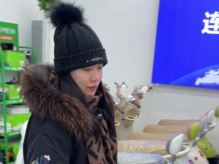 沉浸式探店雅迪白鲨二代#雅迪开门红 #雅迪白鲨二代 #雅迪新品 #雅迪