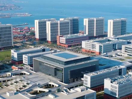 烟台大学八角校区正式启用!马尔贝拉把握城市发展的脉搏,就把握住了机会#烟台大学八角湾校区 #招商蛇口 #马尔贝拉