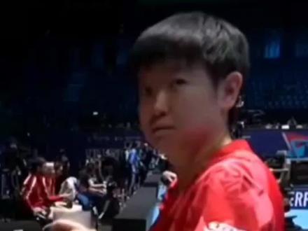 刚刚结束一场伦敦世乒赛女团的比赛,孙颖莎3:0横扫维尔戈斯,为中国队拿下关键一分。整场比赛孙颖莎快刀斩乱麻快速结束比赛,开局便发起凌厉的攻势,犀利快攻直击对手防线,精准落点的把控和流畅正反手衔接,尽显超强战术素养。凭借11比3、11比6、11比8的比分赢下比赛。这不仅是一场酣畅淋漓的碾压局,更是世界第一用无可撼动的绝对统治力,为中国乒乓筑起坚不可摧的第一道防线。#孙颖莎