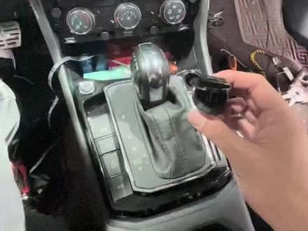 #汽车改装升级 #朗逸PLUS点烟器
你们要的原车USB改点烟器方法来了
学会了点个赞