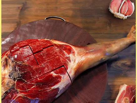 拥有1300多年历史的金华火腿是如何制作的?#金华火腿 #制作过程 #纪录片充电计划 #地方特色美食 #涨知识