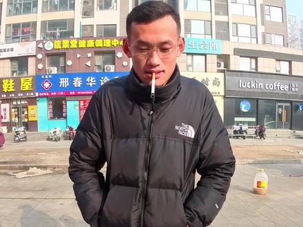 顾客一直说他的姐姐妹妹,是不是被我的颜值吸引另有所图#抖音美食推荐官#美食分享#摆摊创业#万万没想到