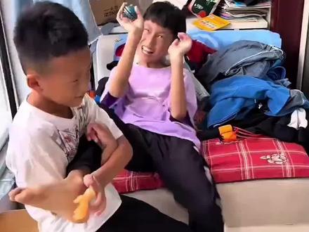 别在挠我痒痒啦!#儿童爱看 #儿童益智 #搞笑视频