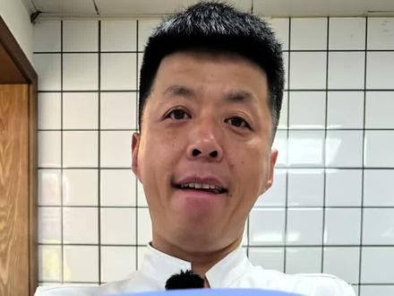 #抖音美食推荐官 水煮虾 不会做像我怎么做。