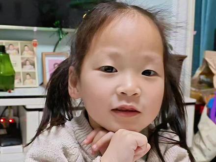 今天牛牛自己动手做了葡萄糖果,小朋友快来跟牛牛一起学学动手做糖果吧#儿童手工 #动手自己做美食 #糖果玩具 #玩具视频 #串串糖果