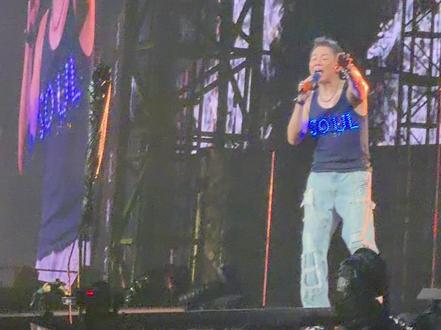陶喆演唱会最牛逼的点,就是不管是陶喆还是乐队成员都不像是在工作,而更像是纯粹的在舞台上尽情的玩音乐!#重庆 #演唱会