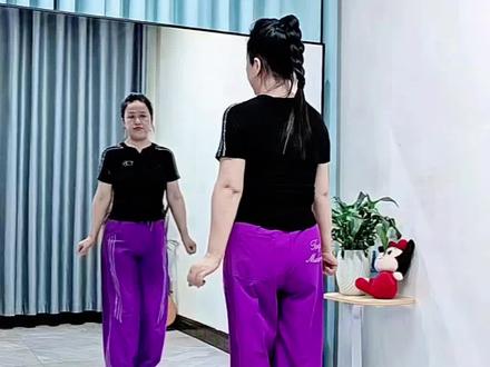 热门舞蹈《目瑙纵歌》背面演示。动感十足!简单易学!#民族风