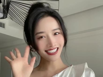 想聊很久的话题了 “新衣服到底要不要洗呢” 仅代表我的个人想法 大家拿到衣服都会先洗吗?
#干货分享 #新衣服到底要不要洗 #新衣服可以治愈各种不开心