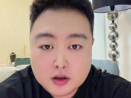 精选联盟女装怎么选品 1.符合自己年龄2.符合自己尺码3.符合当下季节4.近七天热度上升趋势5.店铺口碑分80分以上6.佣金百分之十五以上#精选联盟女装 #精选联盟 #带货主播 #女装选品