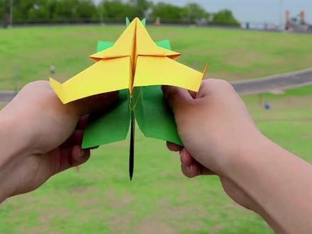 苏珊纸飞机和万能发射台组合一起太好玩了 #纸飞机 #折纸