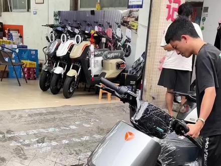 雅迪钛酷G26高配版 前后碟刹 凌博控制器 #雅迪钛酷G26#凌博控制器#雅迪G26#广州电动车@DOU+上热门 @DOU+小助手