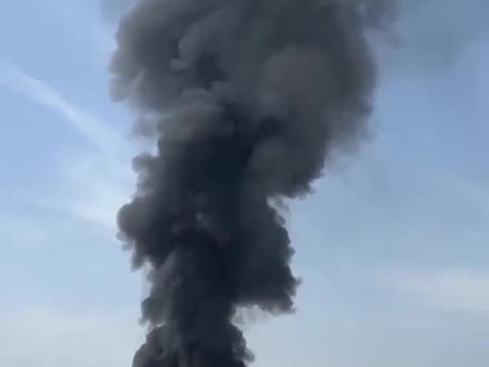 打不过伊朗这根“硬骨头”,美军调转枪口,同时对准中俄两大国 #全球创作者计划 #零基础看懂全球